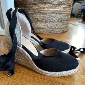 JustFab Black Espadrille Wedges | Size 7